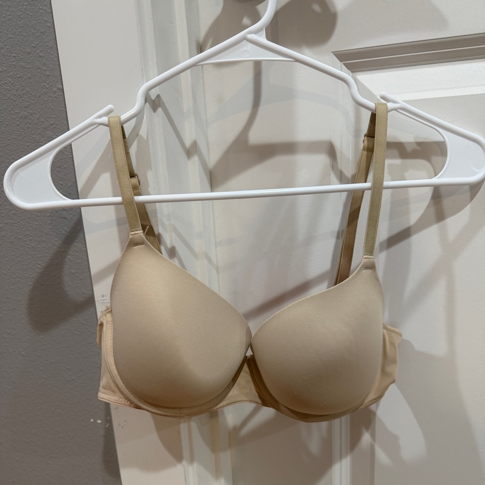 PINK Lightly Lined bra, nude, 34C